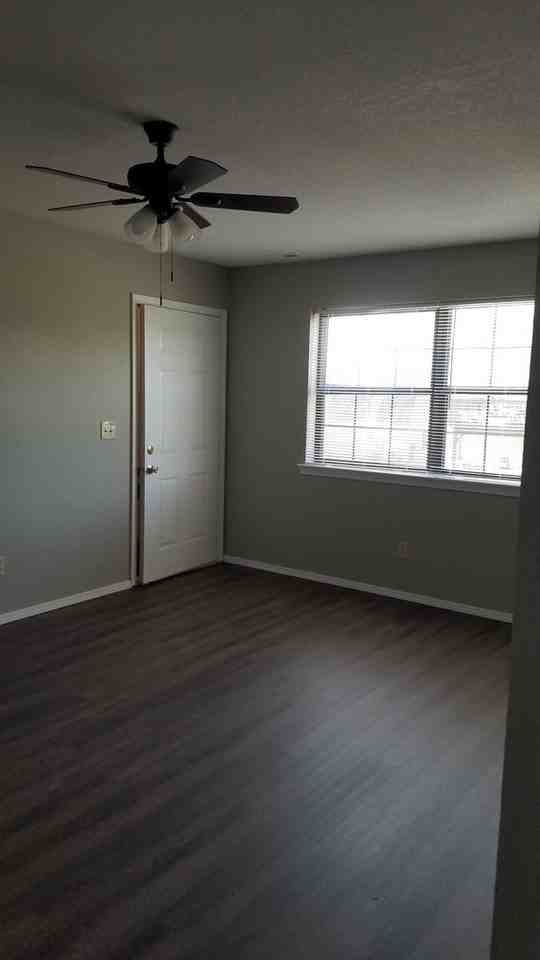 1109 Bird Rd #22 - Photo 3 of 13