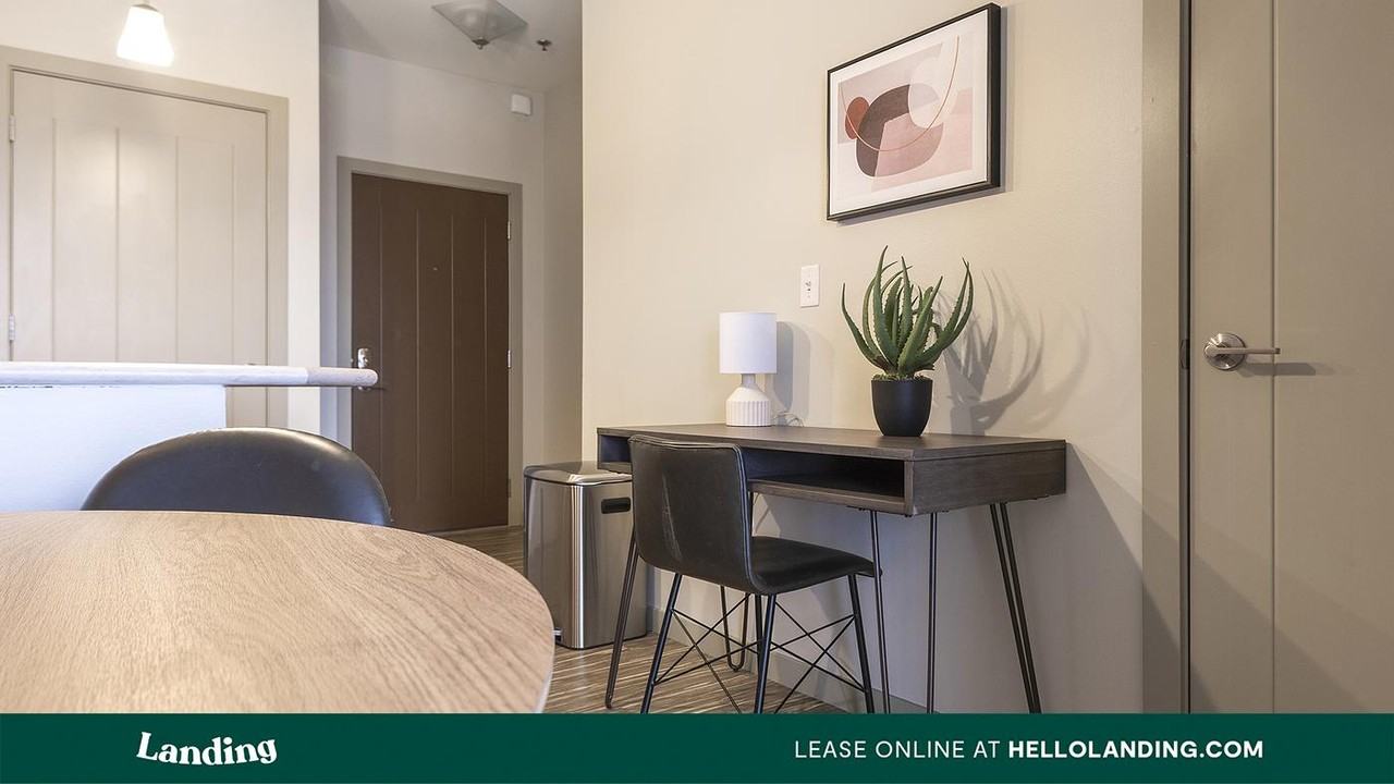 5800 Highlands Plaza Dr - Photo 5 of 50