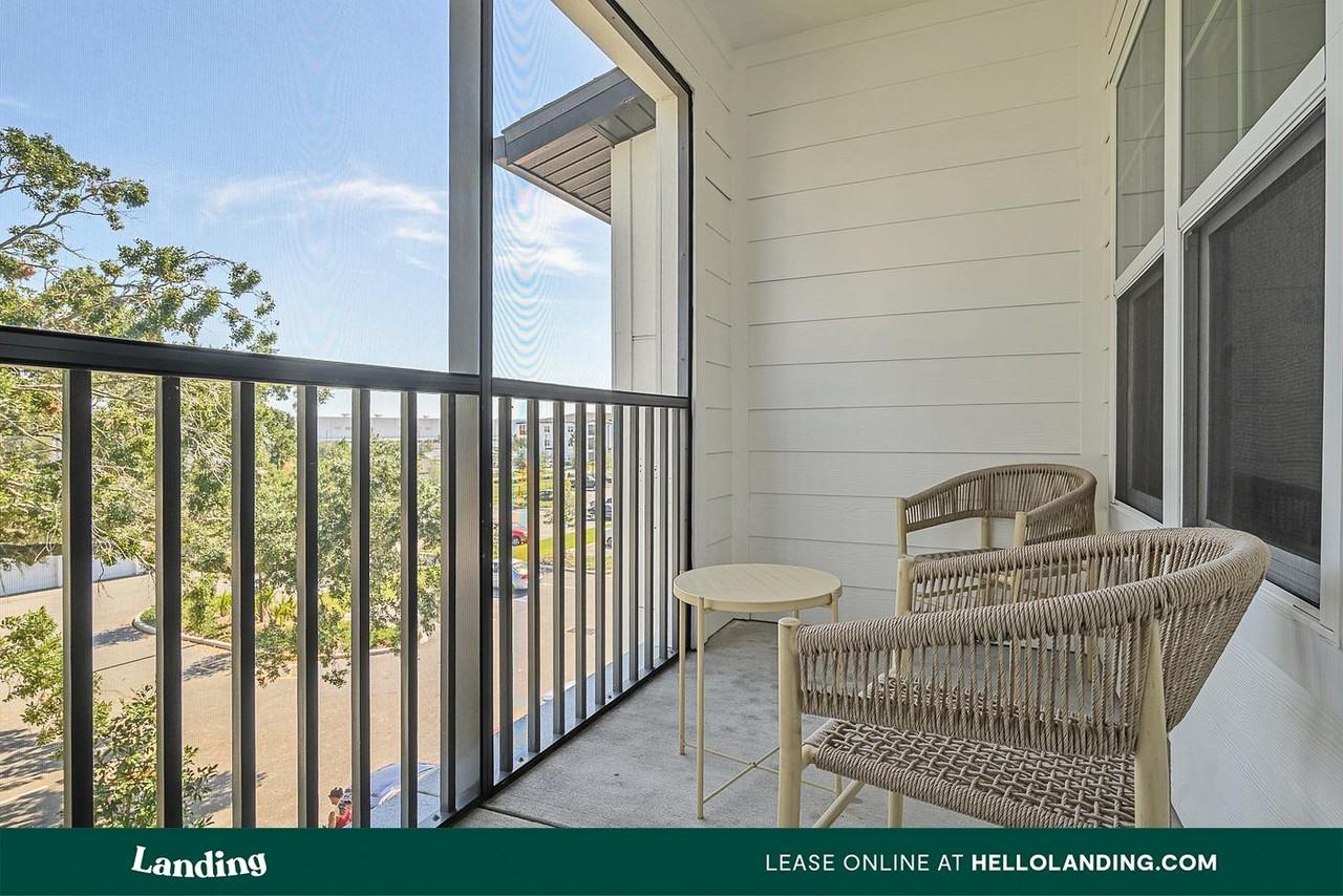 3060 Southcreek Blvd - Photo 4 of 50