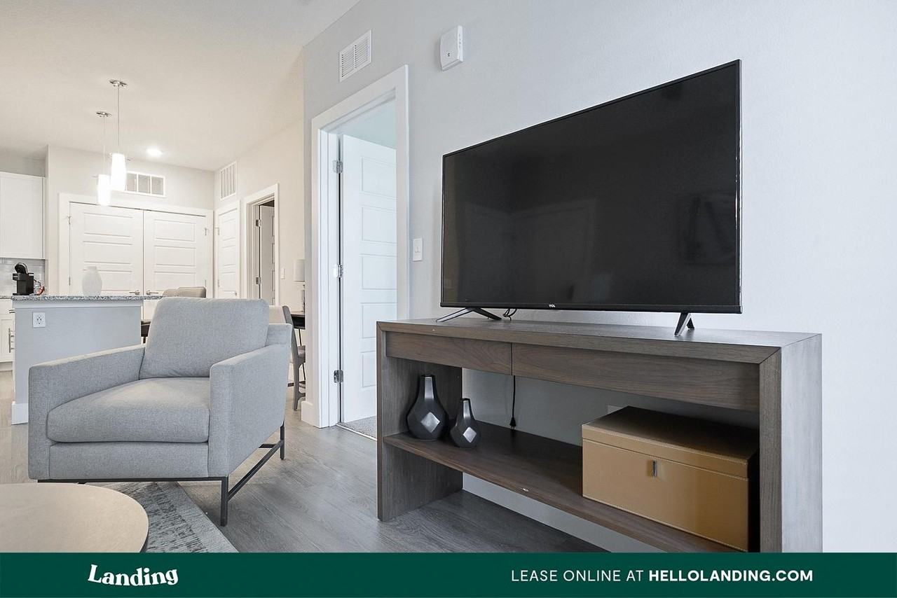 3060 Southcreek Blvd - Photo 7 of 50