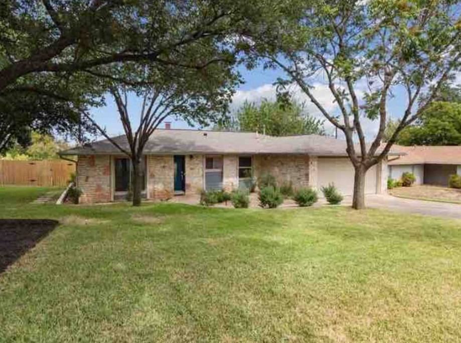 Oakbrook Dr - Photo 2 of 15