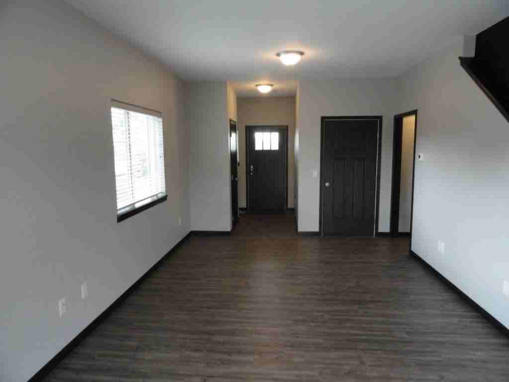 1515 Ohana Ave - Photo 6 of 38