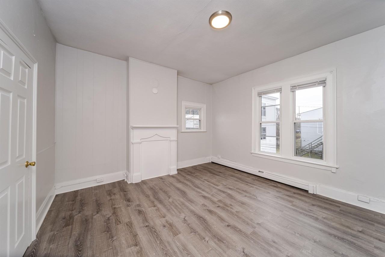 71 Sf - Photo 2 of 35