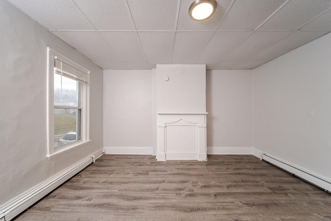 71 Sf - Photo 3 of 35