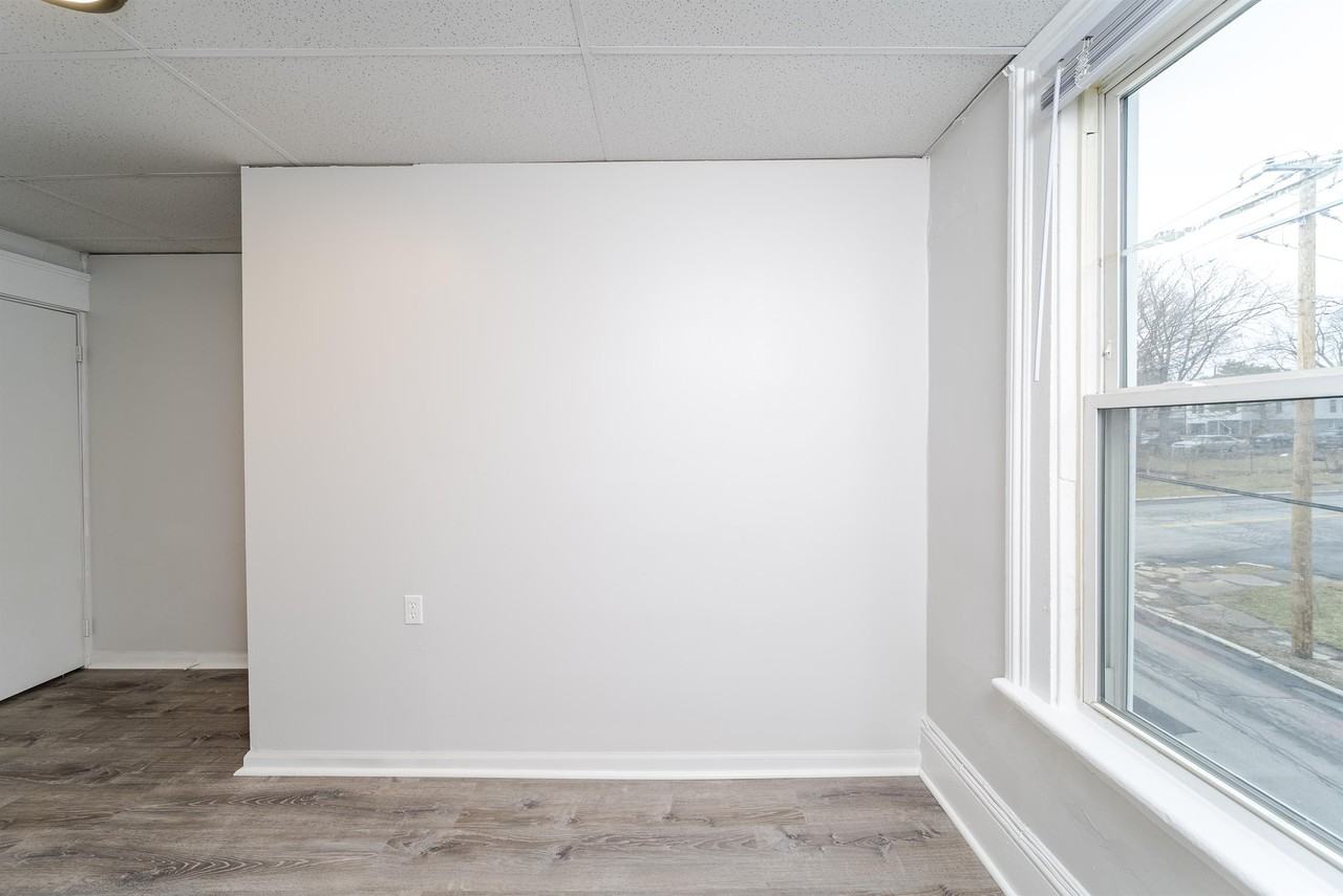 71 Sf - Photo 3 of 35