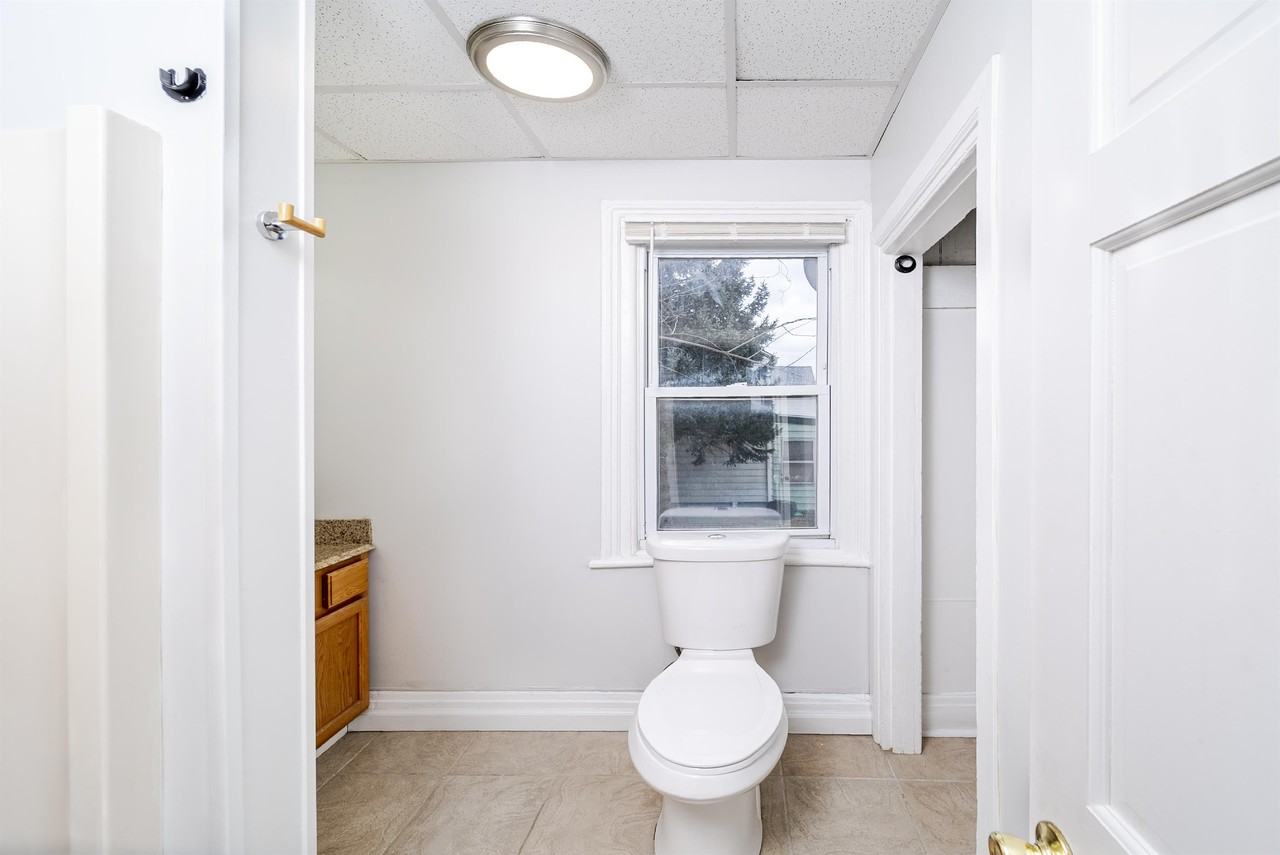 71 Sf - Photo 6 of 35