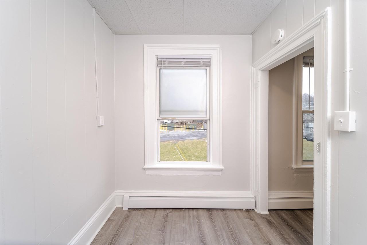 71 Sf - Photo 2 of 35