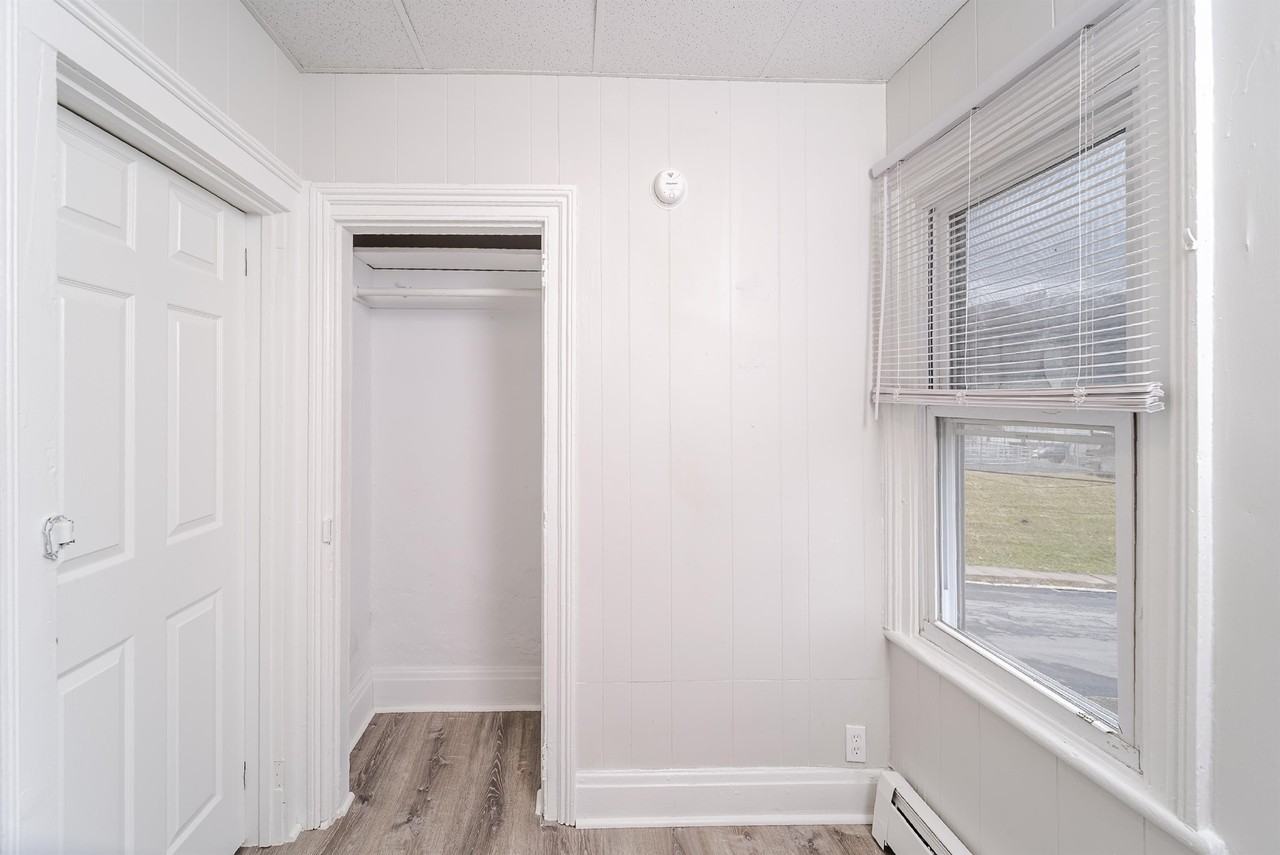 71 Sf - Photo 6 of 35