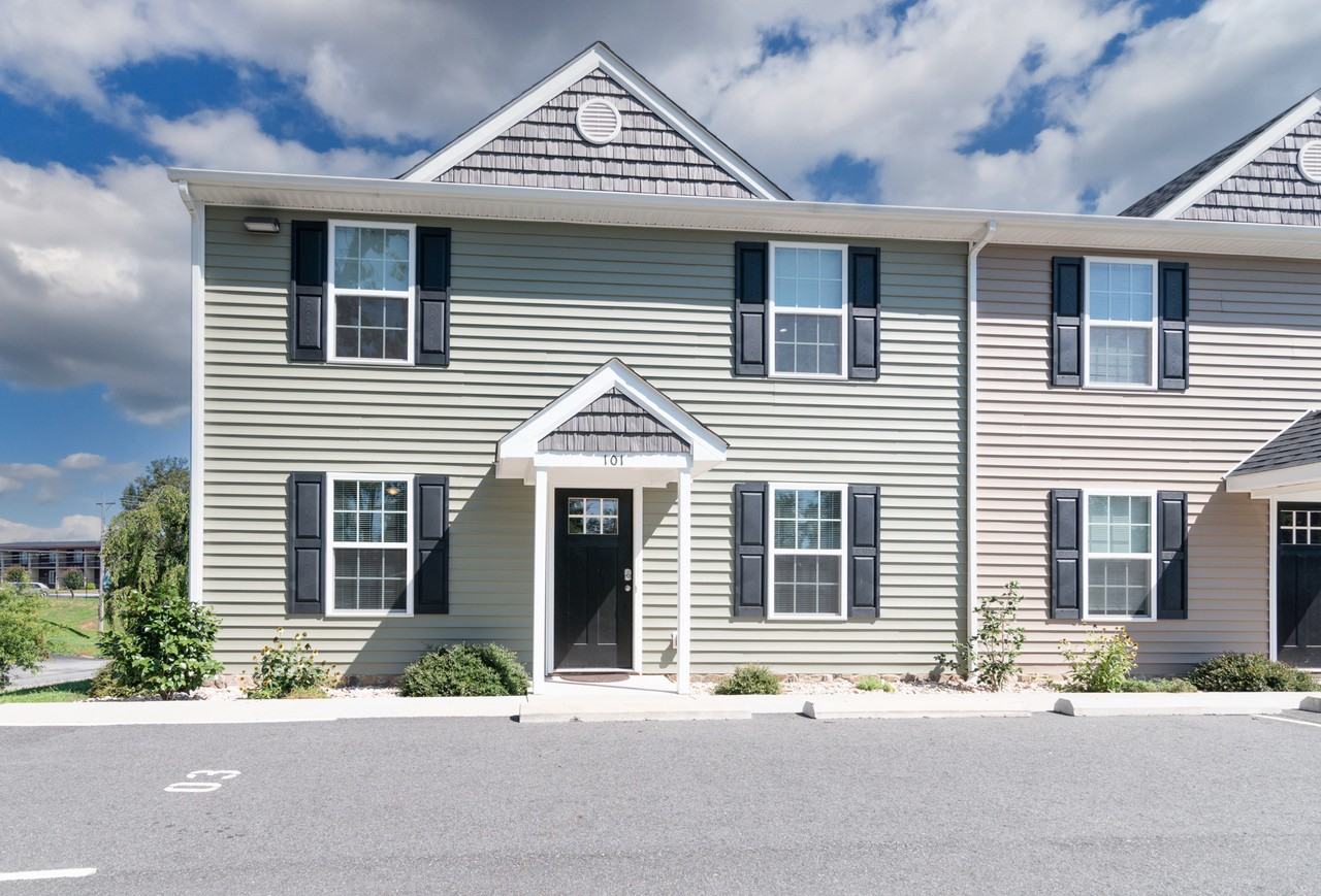 101 Williams Rd #2 - Photo 3 of 38