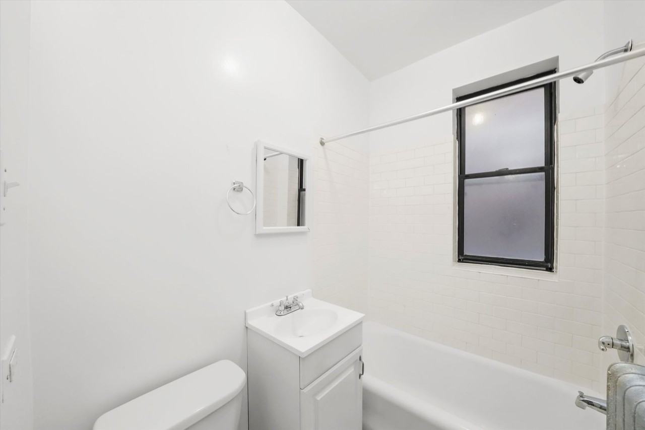 1742 Humboldt LLC - Photo 6 of 30