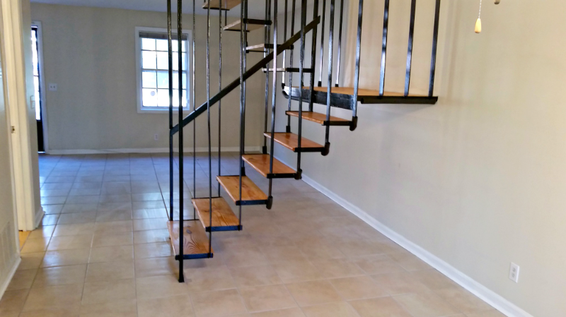 3815 Parklane Dr - Photo 4 of 17