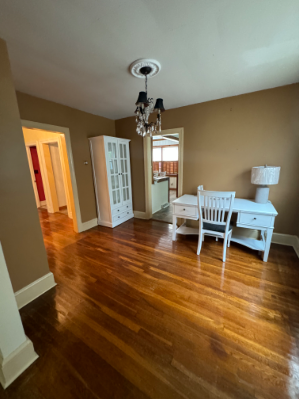 400 4th St - Photo 4 of 20