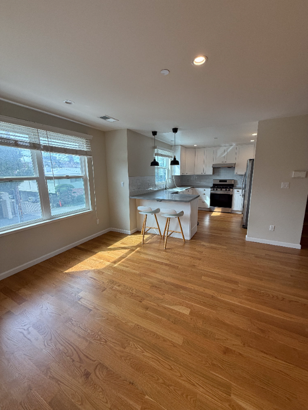 938 Kearney St #A - Photo 3 of 12