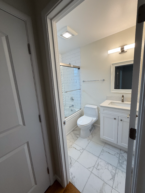 938 Kearney St #A - Photo 4 of 12