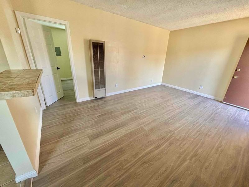 810 W Duarte Rd - Photo 4 of 11