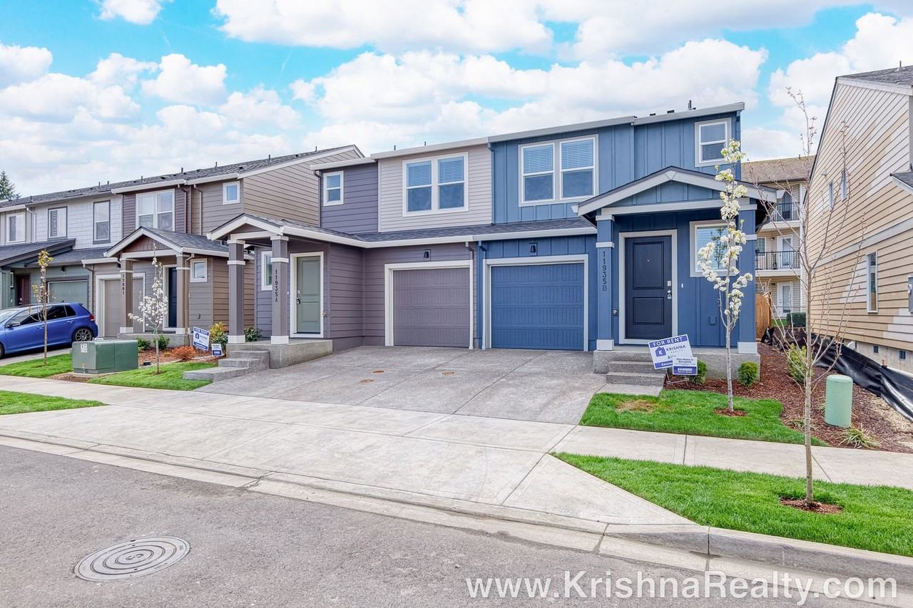 11935 Ne 104th St - Photo 2 of 22