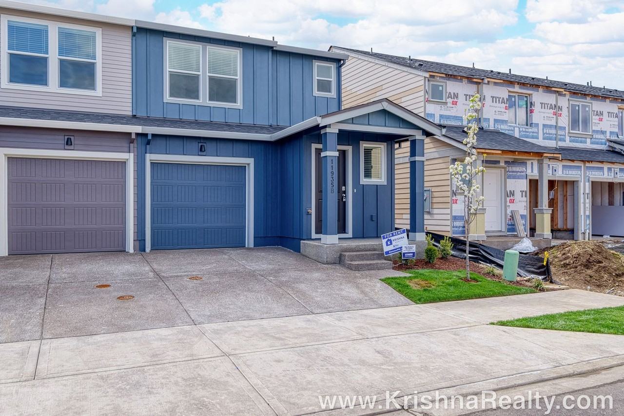 11935 Ne 104th St - Photo 3 of 22