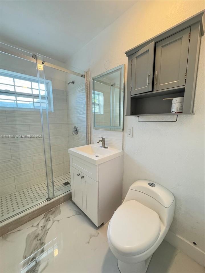 10330 Sw 35th St #NA - Photo 5 of 18