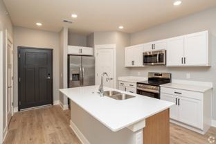 Water's Edge at the Woodlands - Photo 1 of 1