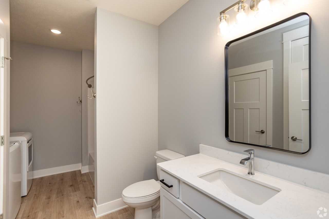 Water's Edge at the Woodlands - Photo 6 of 33