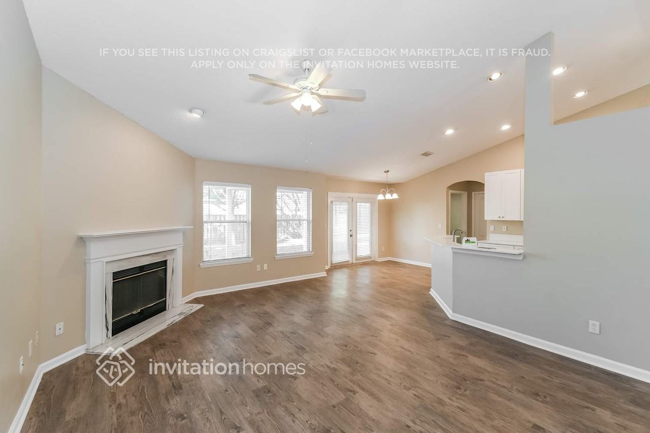2433 Shelby Creek Rd W - Photo 5 of 16