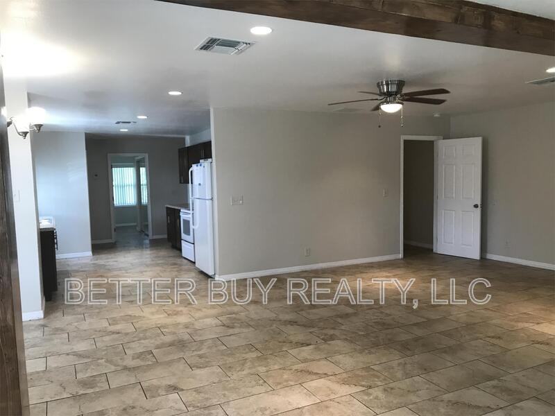 300 N Church St - Photo 7 of 33