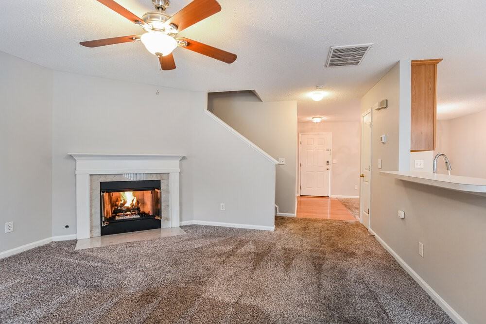 9361 Golden Pond Dr - Photo 5 of 17