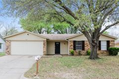 812 Lynne Ln - Photo 1 of 1