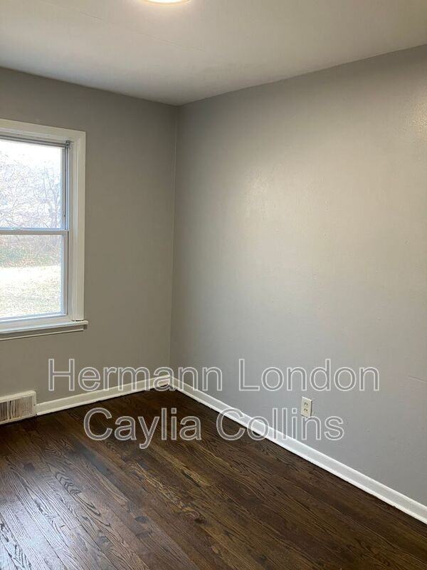 4100 Belfore Dr - Photo 6 of 15