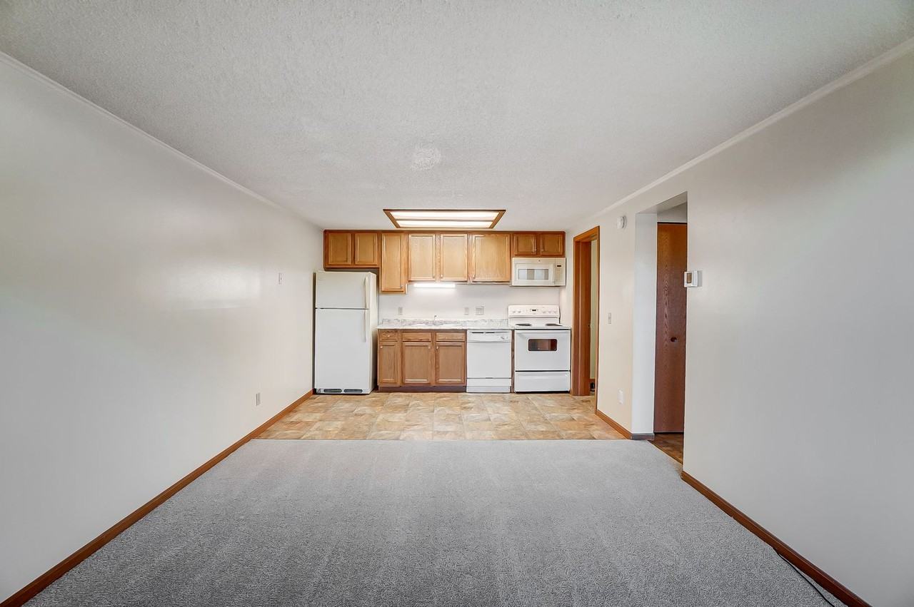 Community Near Downtown Whitehouse - Photo 4 of 15