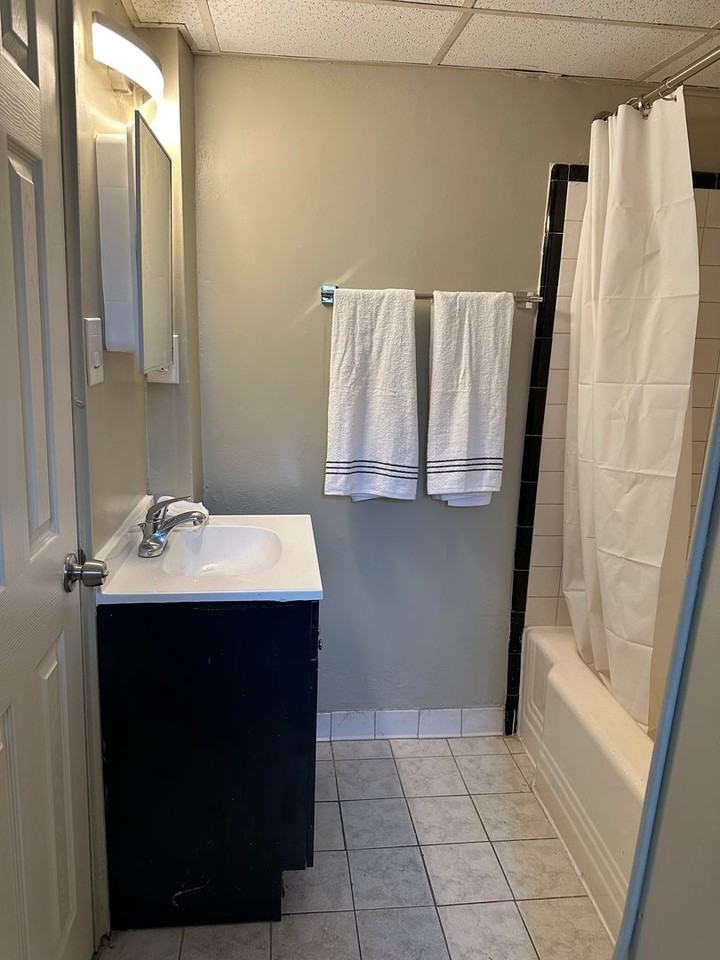 61 Rhode Island Ave - Photo 6 of 9