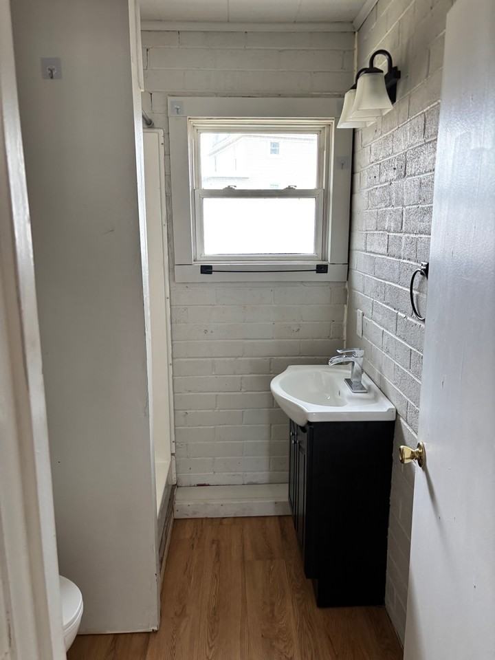 8001 Brandon Road - Photo 4 of 5