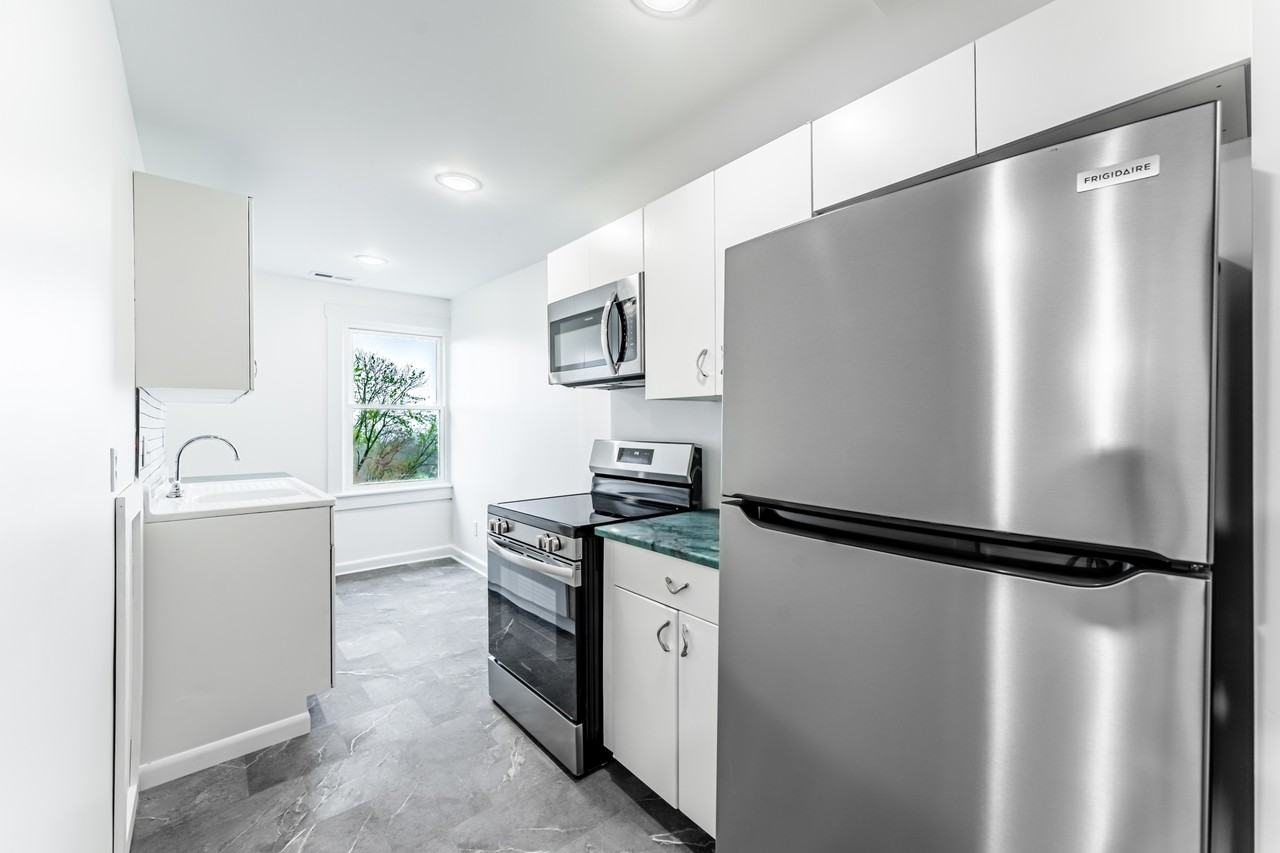 Dorsey Ave - Photo 2 of 50