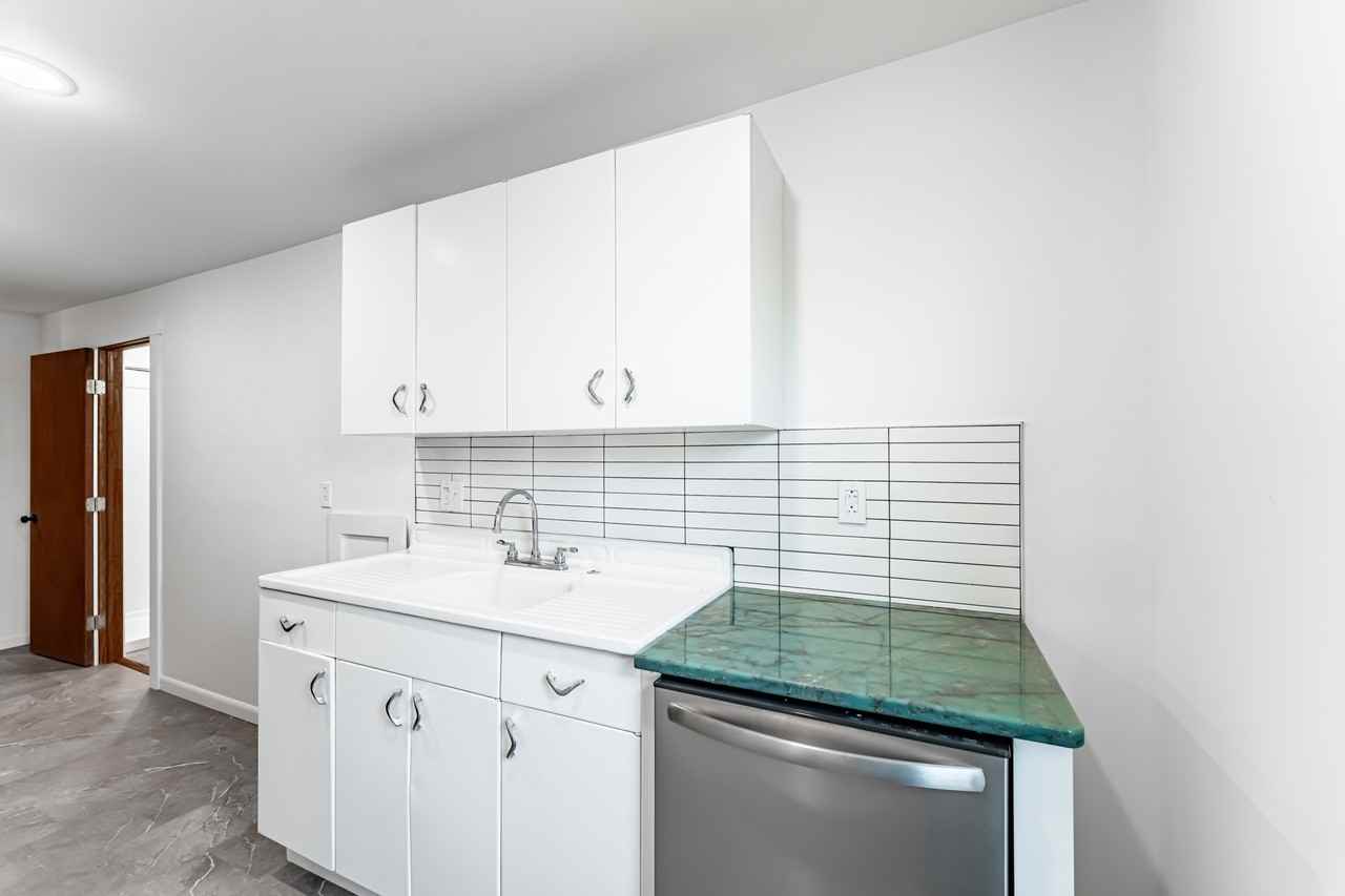 Dorsey Ave - Photo 4 of 50