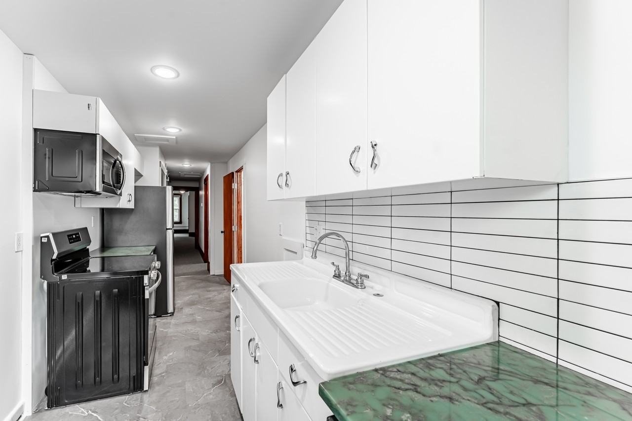 Dorsey Ave - Photo 5 of 50