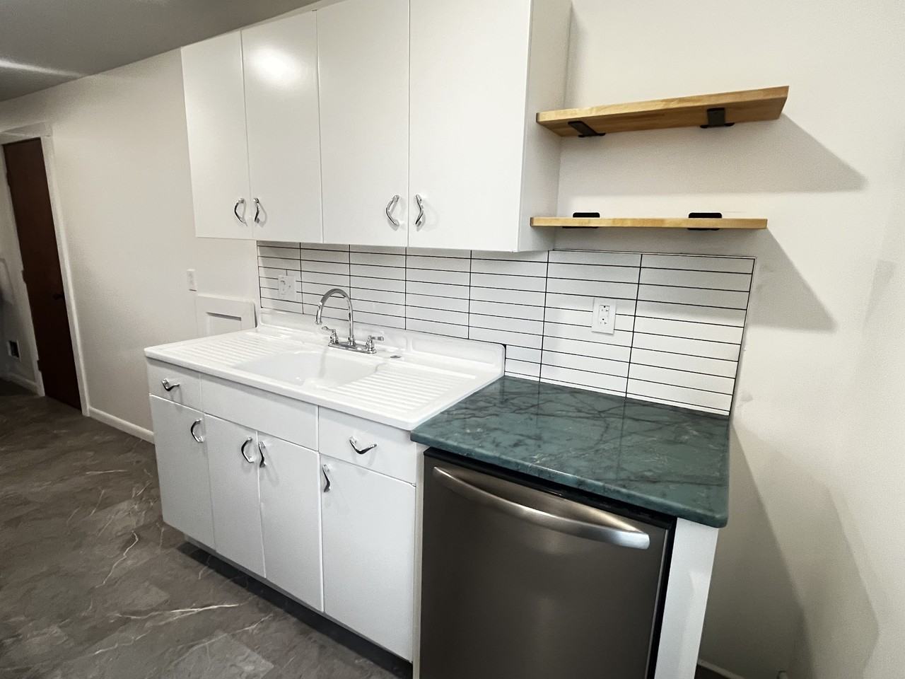 Dorsey Ave - Photo 7 of 50