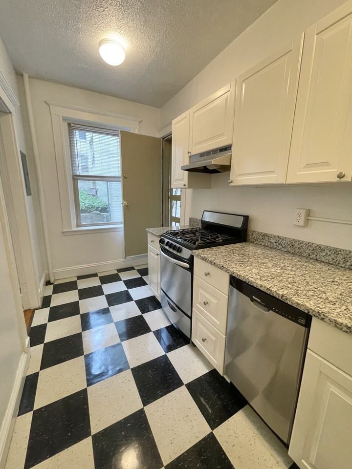 120 Brainerd Rd #5 - Photo 2 of 11