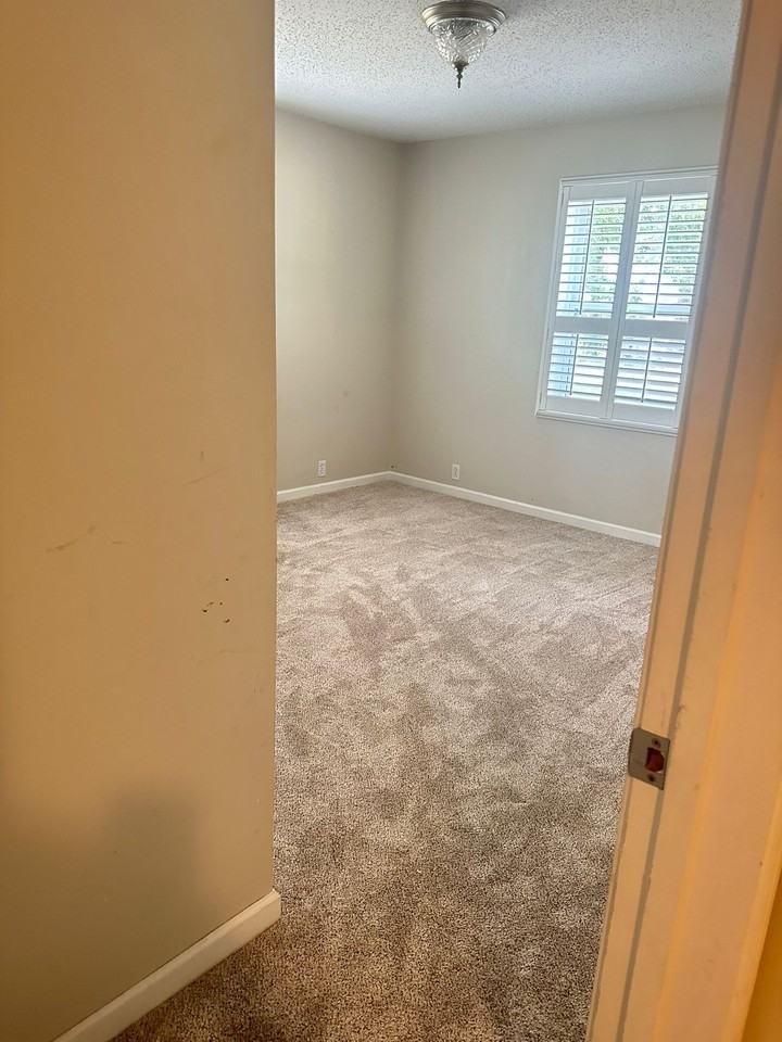 2714 Lavern St #1024 - Photo 2 of 10