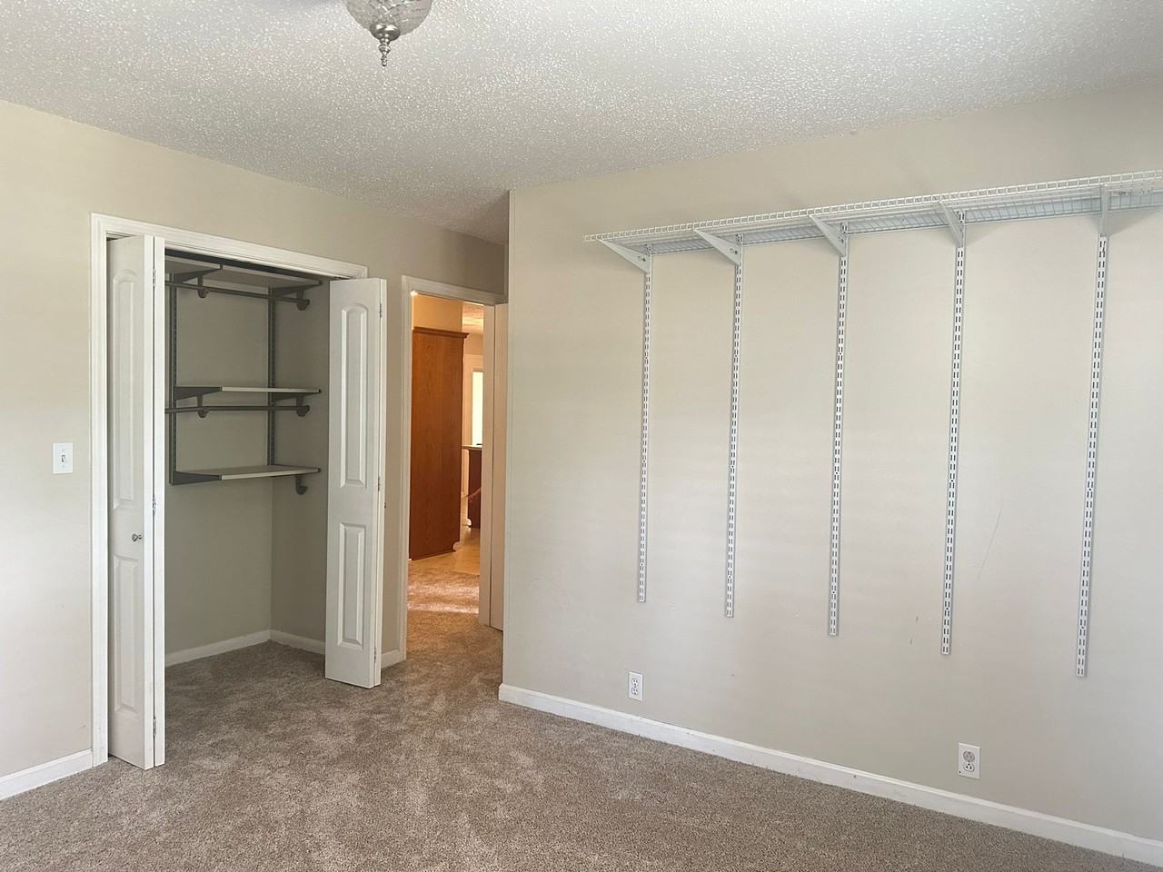 2714 Lavern St #1024 - Photo 3 of 10