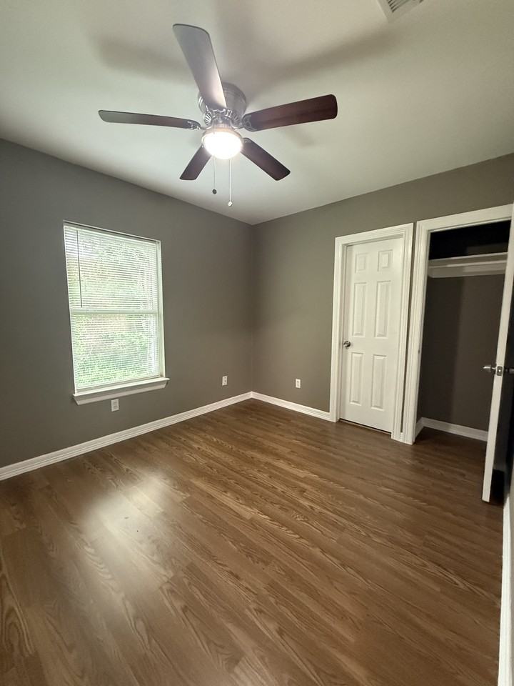 2002 Brackenridge St #2002 - Photo 2 of 21