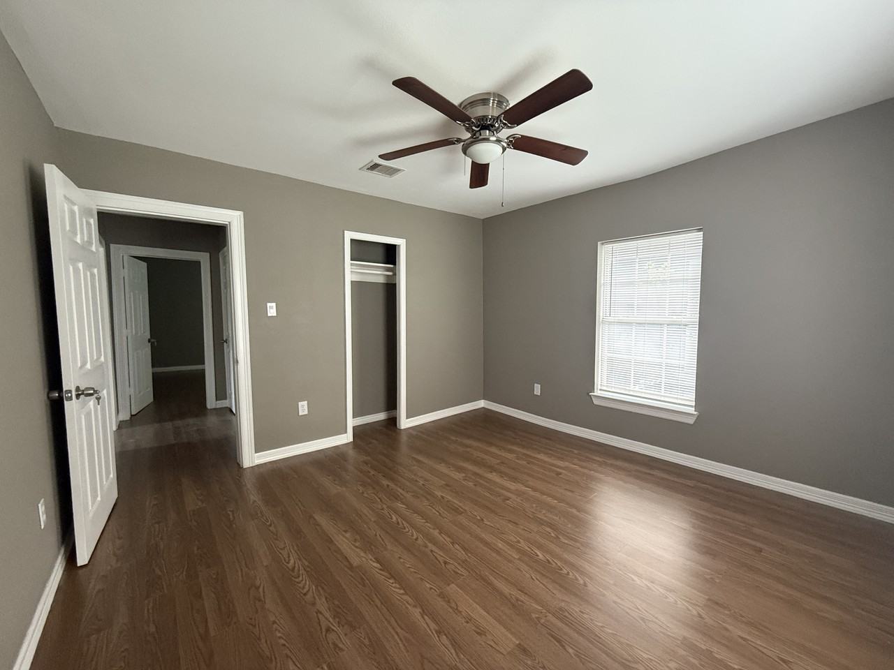 2002 Brackenridge St #2002 - Photo 5 of 21