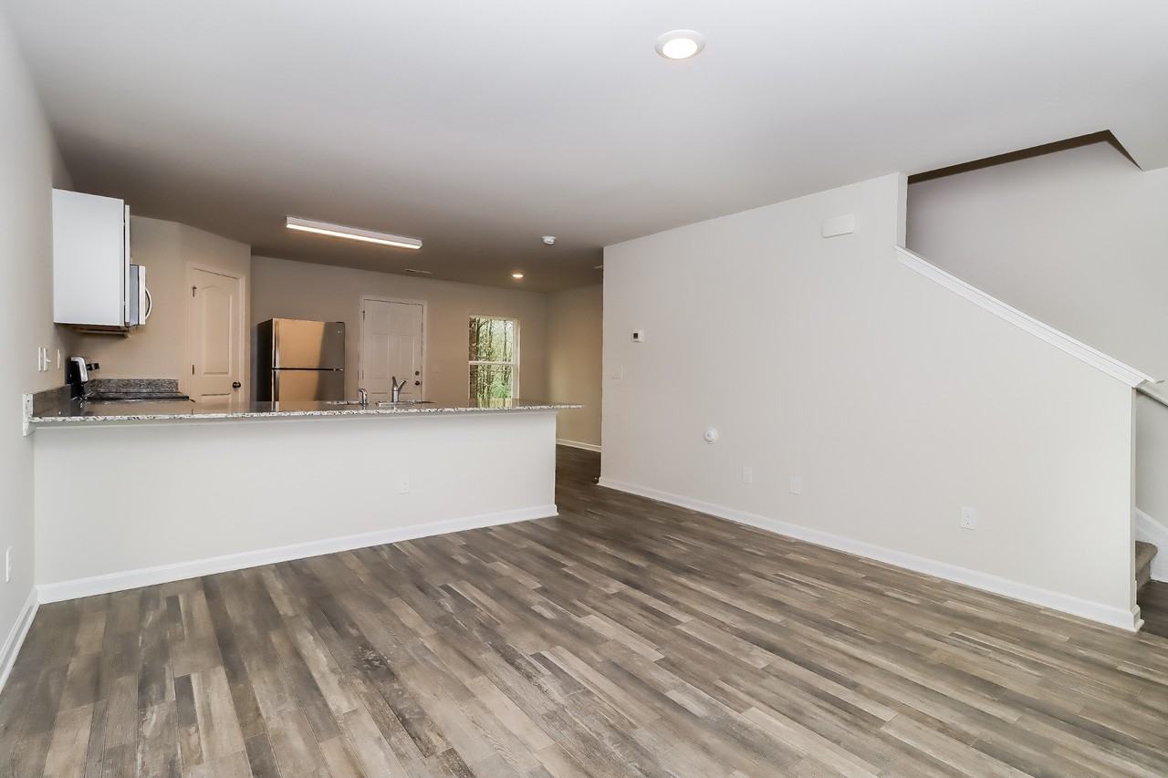 118 118 Anderson Acres Dr - Photo 6 of 18