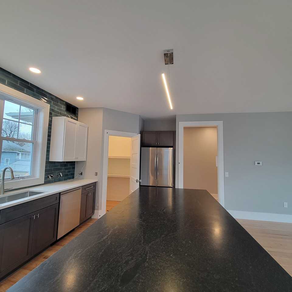 321 Rosedale St #NA - Photo 3 of 24