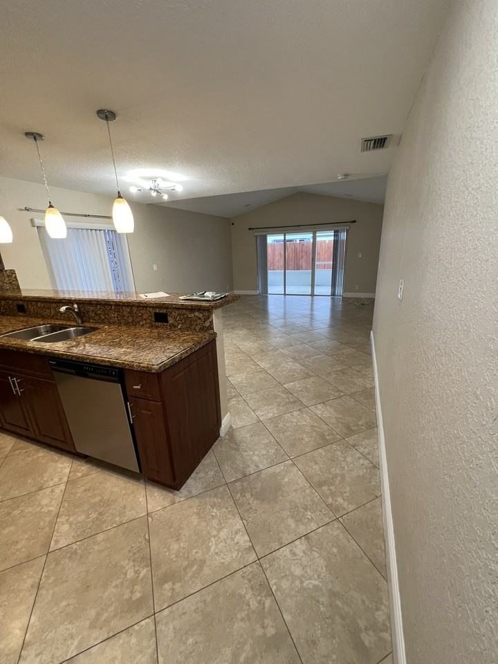 10765 S Saratoga Dr #NA - Photo 2 of 23