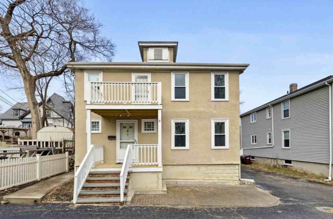 6 Victoria Ter #2 - Photo 2 of 30