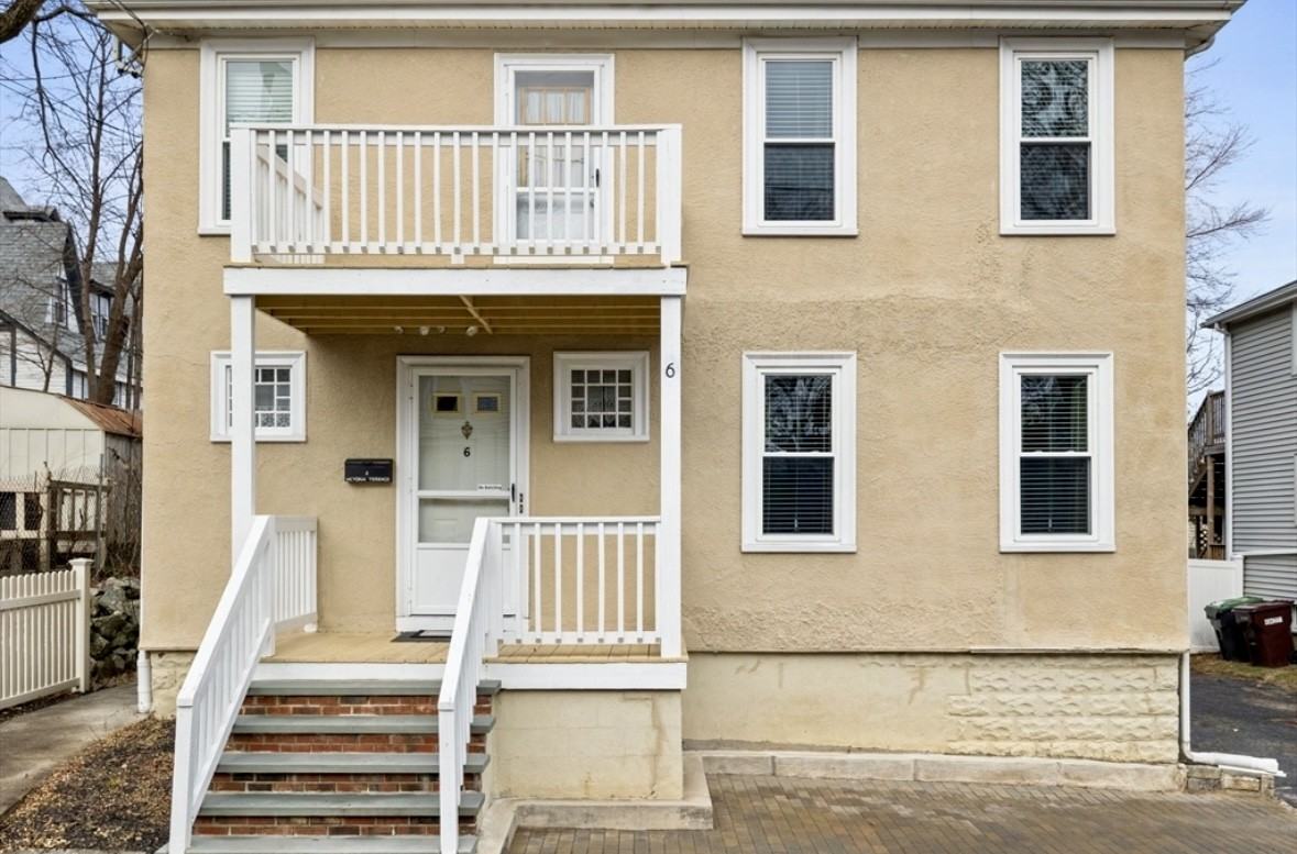 6 Victoria Ter #2 - Photo 3 of 30