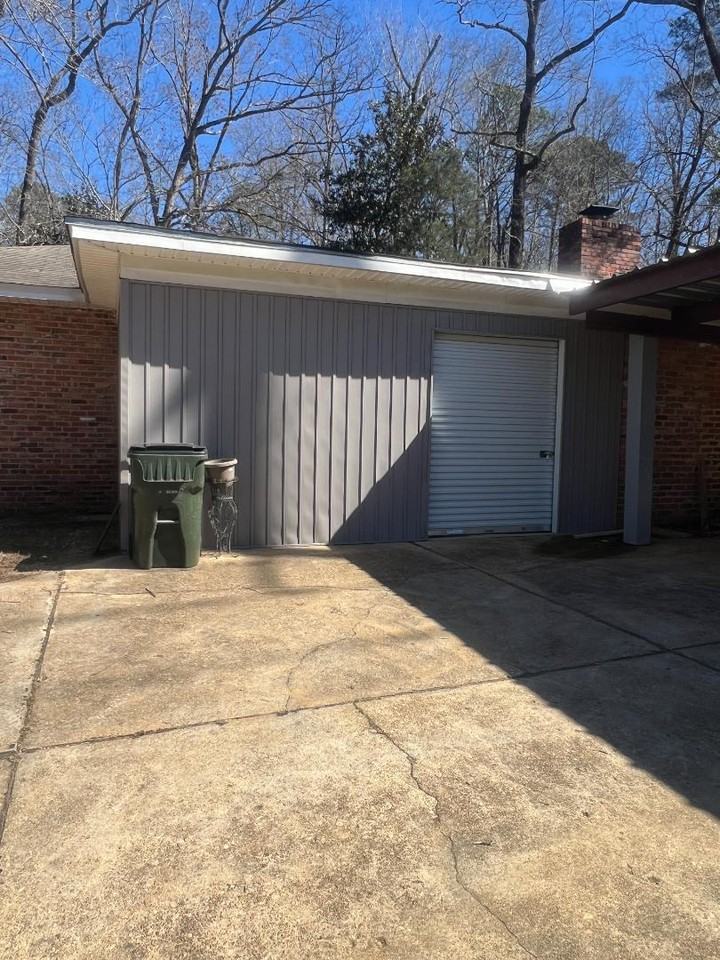 1 Lakeshore Dr - Photo 2 of 15