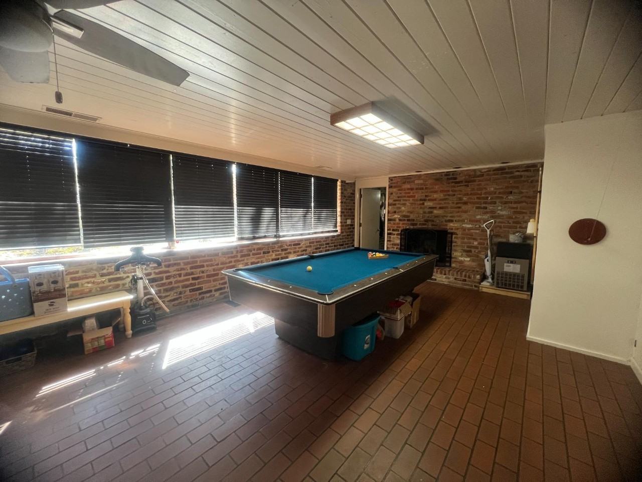 1 Lakeshore Dr - Photo 6 of 15