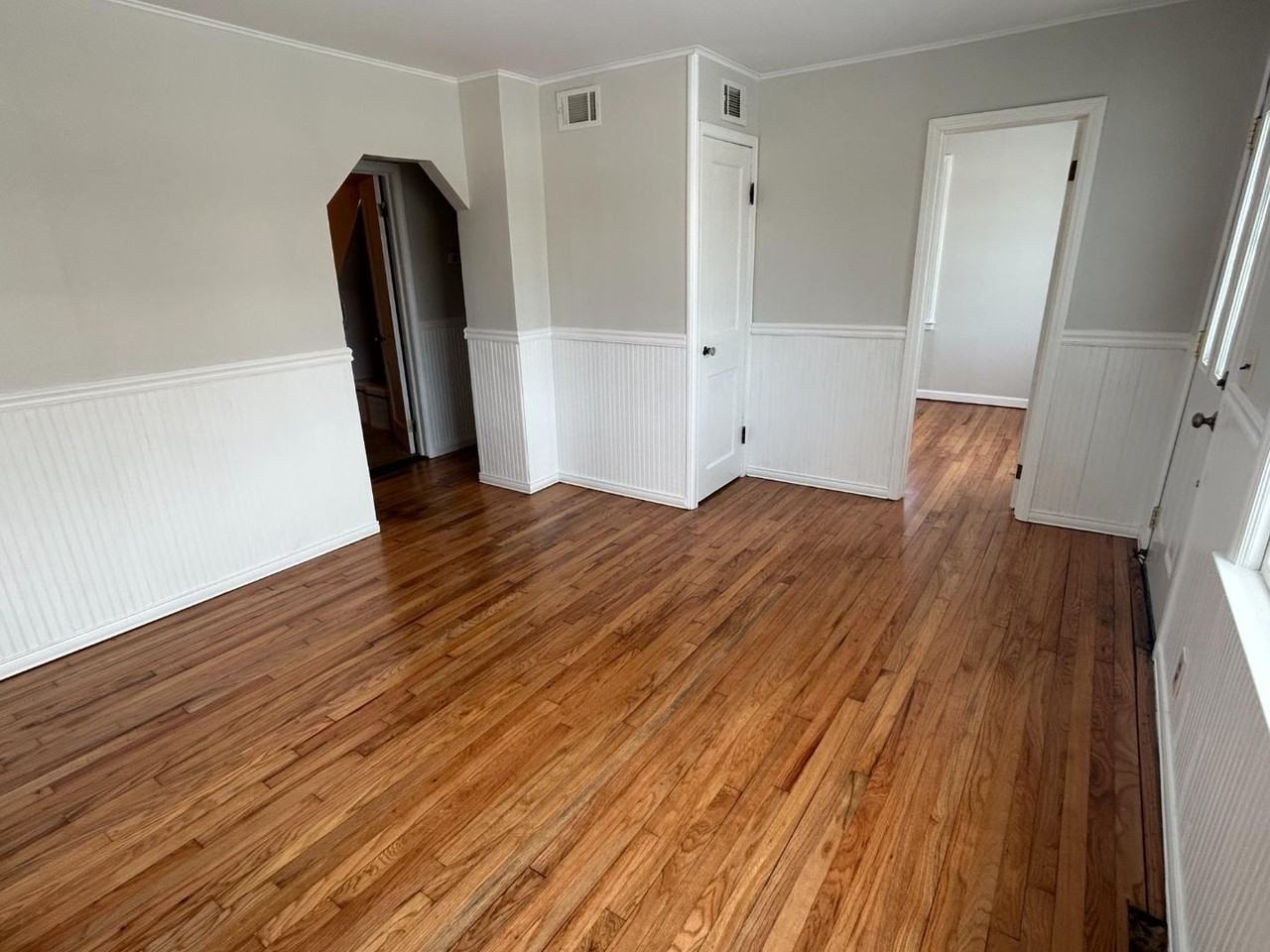 3100 8th St - Photo 2 of 14