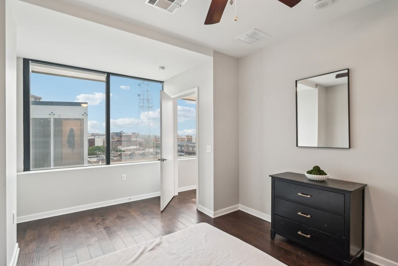 Remi Downtown - Photo 5 of 46